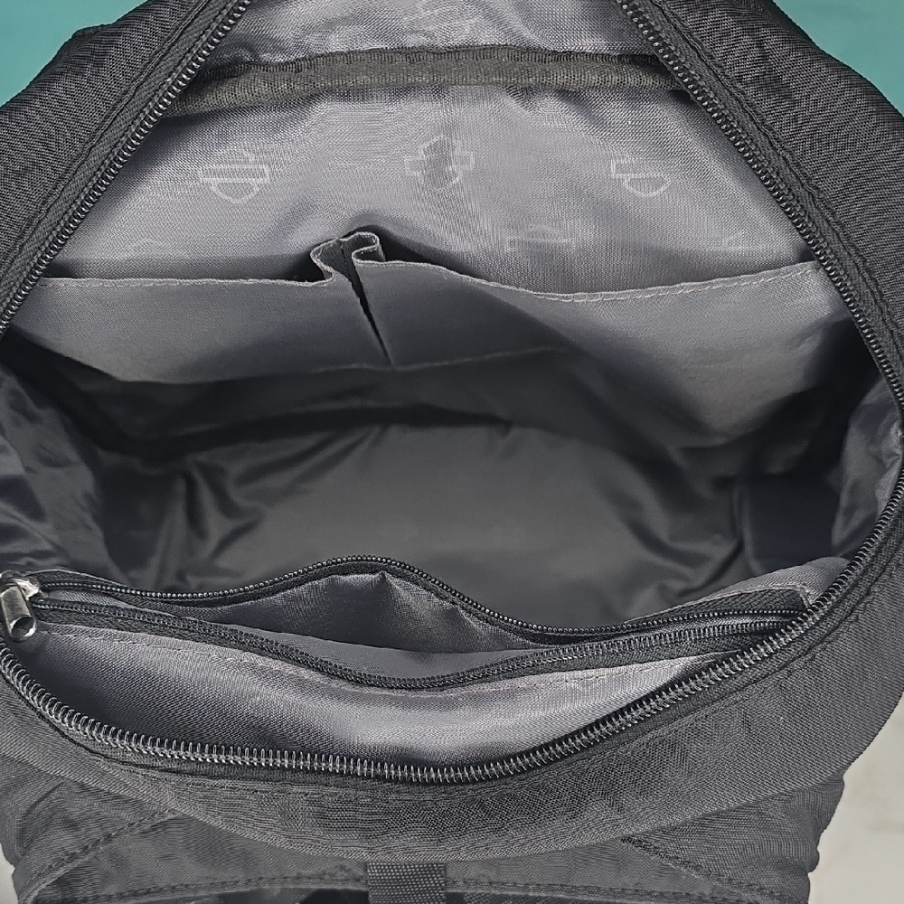 Harley-Davidson Black Nylon Messenger Bag with Silver Hardware - Picture 9 of 15